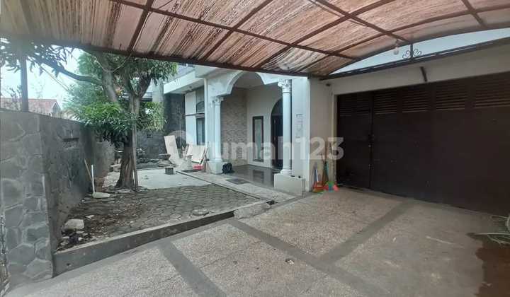 RUMAH LUAS NYAMAN 2 LANTAI STRATEGIS SIAP HUNI DI ARCAMANIK BANDUNG RUMAH LUAS NYAMAN 2 LANTAI STRATEGIS SIAP HUNI DI ARCAMANIK BANDUNG