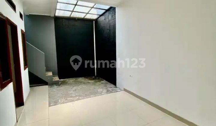 RUMAH BAGUS NYAMAN 2 LANTAI SIAP HUNI DI BATU INDAH BANDUNG