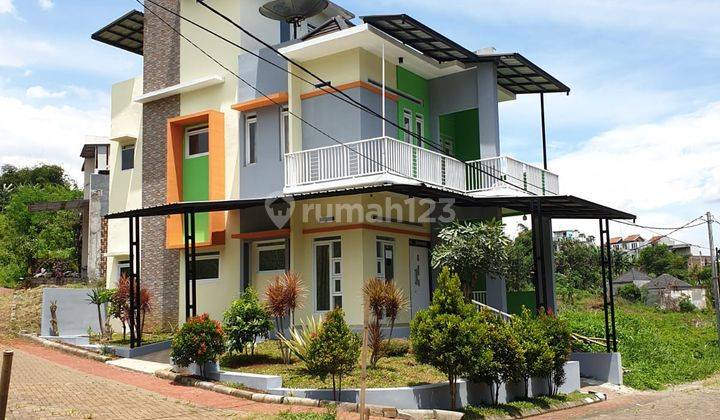 Rumah Bagus 2,5 Lantai Lingkungan Sejuk Nyaman Siap Huni di Padasuka Bandung 2