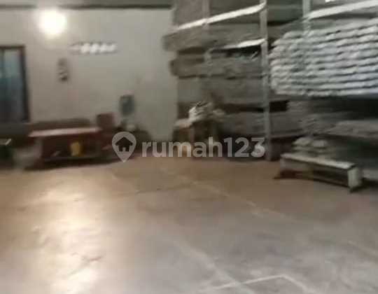 GUDANG LUAS BERSIH STRATEGIS SIAP PAKAI DI CIPAMOKOLAN BANDUNG