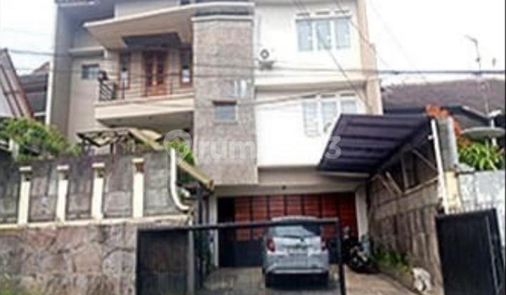 RUMAH MEWAH 3 LANTAI KAWASAN PREMIUM SIAP HUNI DI SARIJADI BANDUNG