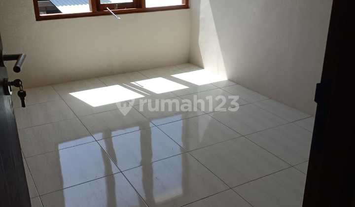 RUMAH BAGUS NYAMAN MINIMALIS 2 LANTAI SIAP HUNI DI KOTA BALI RESIDENCE BANDUNG 2