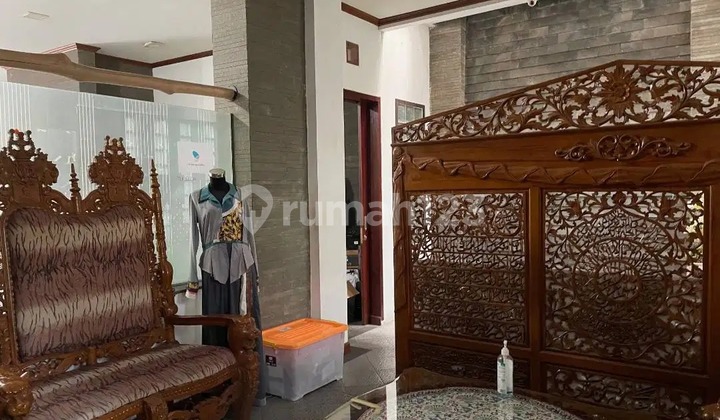 Rumah Nyaman Minimalis Modern 2 Lantai Siap Huni di Ciumbuleuit Bandung 2