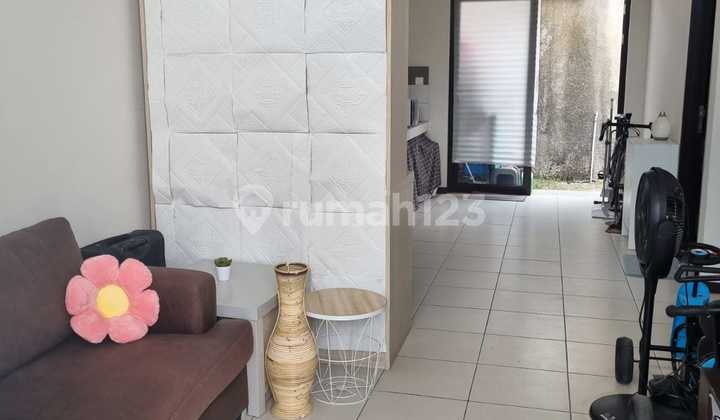 Rumah Nyaman Bagus Terawat di Kota Baru Parahyangan Bandung