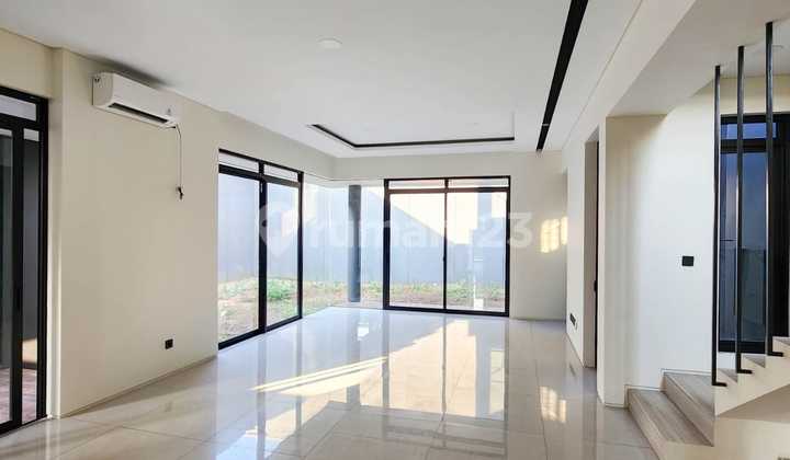 Dijual Rumah Semi Furnished Siap Huni di Kota Baru Parahyangan Bandung