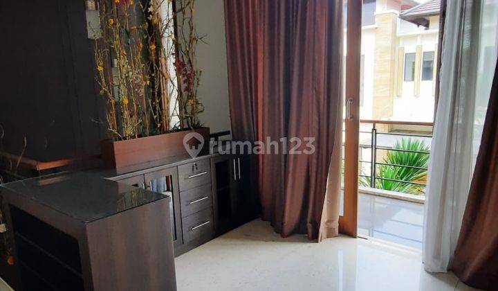 Rumah Nyaman Minimalis 2 Lantai Full Furnished Siap Huni di Ciumbuleuit Bandung  1