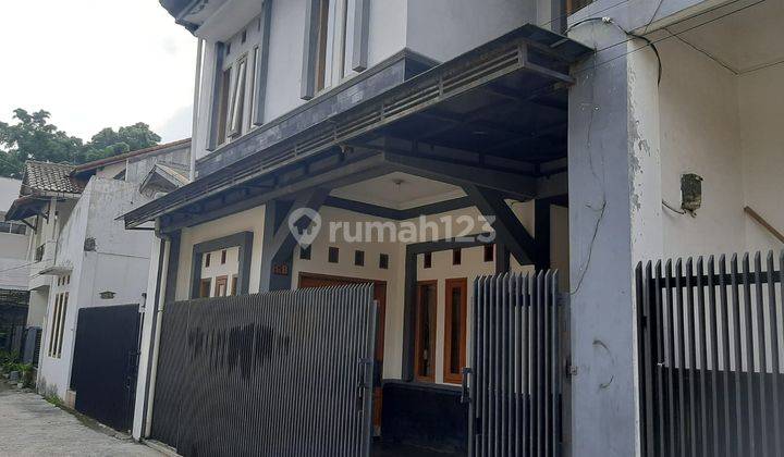 Rumah Bagus 3 Lantai Lingkungan Nyaman Siap Huni Di Tubagus Ismail Bandung 1