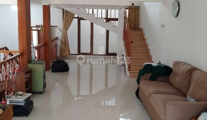 RUMAH KEREN 3 LANTAI NYAMAN TERAWAT SIAP HUNI DI PONDOK HIJAU BANDUNG 2