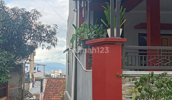 RUMAH ASRI TERAWAT 2 LANTAI SIAP HUNI DI CIMUNCANG BANDUNG 1