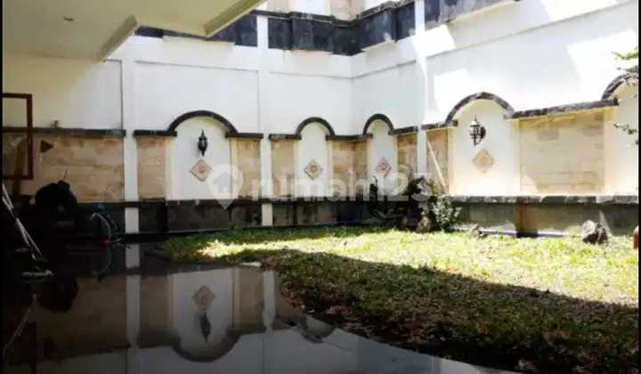 RUMAH MEWAH MODERN 3 LANTAI SIAP HUNI DI CIPAGANTI BANDUNG 2