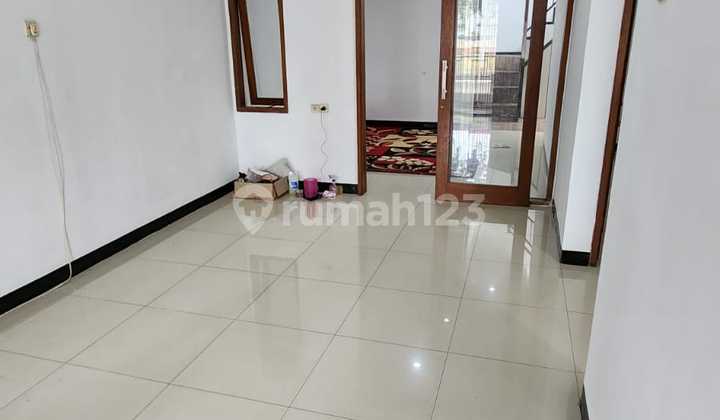RUMAH BAGUS 2 LANTAI MINIMALIS MODERN STRATEGIS SIAP HUNI DI PESONA PASTEUR BANDUNG RUMAH BAGUS 2 LANTAI MINIMALIS MODERN STRATEGIS SIAP HUNI DI PESONA PASTEUR BANDUNG
