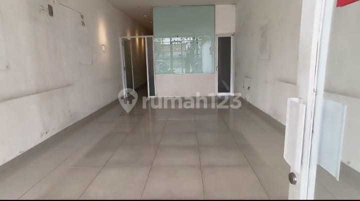 Ruko Luas Strategis Cocok untuk Segala Usaha Siap Pakai di Cimahi