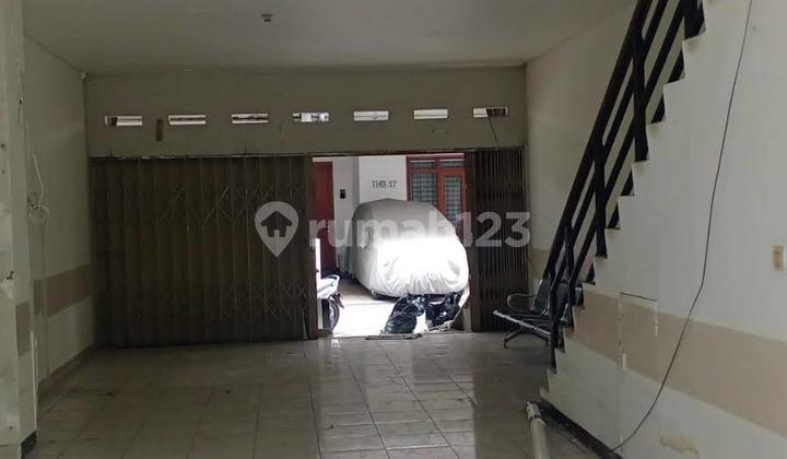 Ruko Luas Strategis 3 Lantai Siap Pakai di Istana Pasteur Bandung