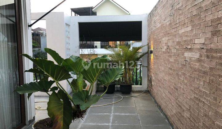 RUMAH CANTIK MINIMALIS MODERN FULL FURNISHED SIAP HUNI DI SETIABUDI REGENCY BANDUNG