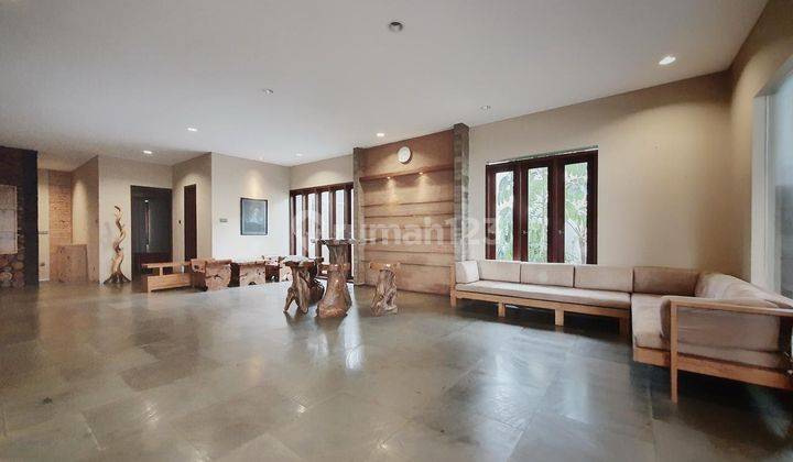 RUMAH MEWAH MINIMALIS MODERN FULL FURNISHED SIAP HUNI DI SETIABUDI BANDUNG 1