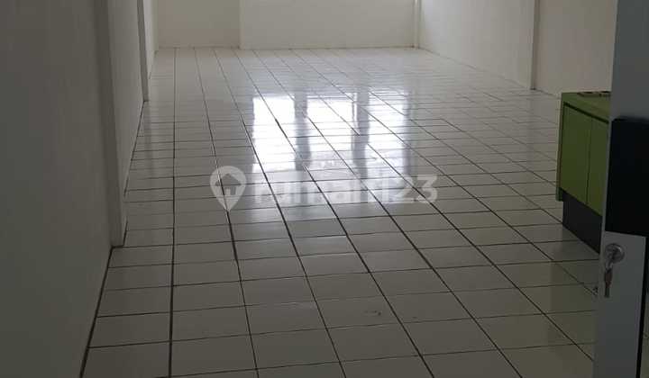 Ruko Strategis 3,5 Lantai Siap Pakai di Pasirkaliki Bandung