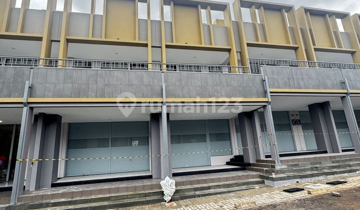 3-STORY RUKO IN A VERY FAVORITE BUSY LOCATION A MUST-HAVE READY TO OCCUPY IN PANCATENGAH, KOTA BARU PARAHYANGAN KBP, BANDUNG