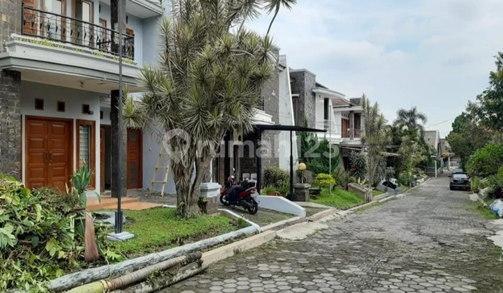 Rumah Idaman Minimalis Modern 2 Lantai Full Furnished Siap Huni di Cigadung Bandung