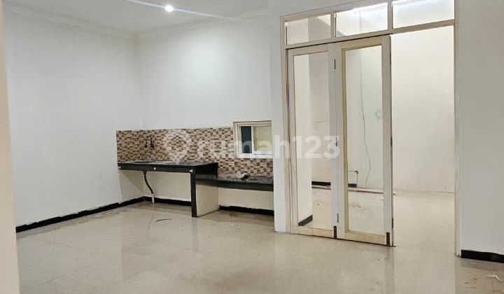 For Rent: Taman Kopo Indah House Near Borma, Pasar Segar, Kopo Toll Road