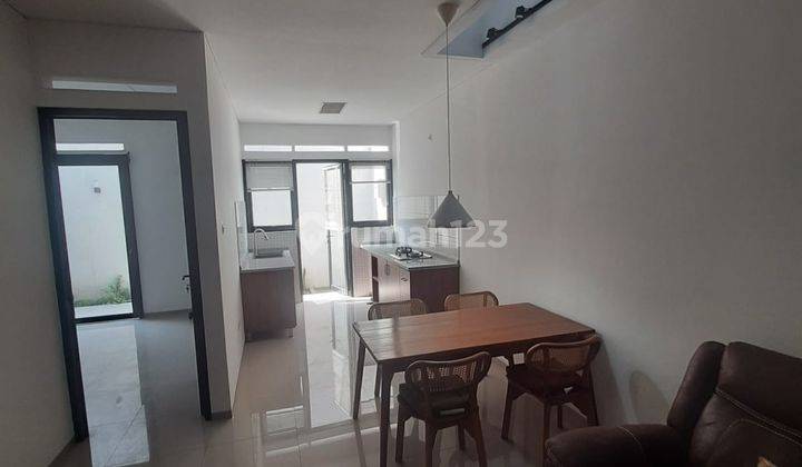 RUMAH NYAMAN MINIMALIS SEMI FURNISHED SIAP HUNI DI SETRASARI BANDUNG 2