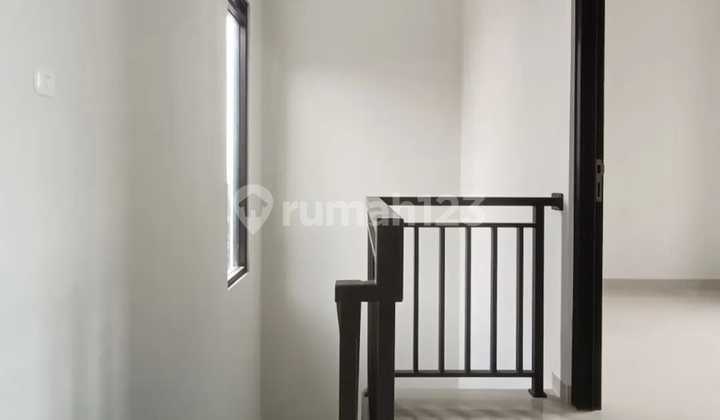 Modern Minimalist 2-Story New House in a Comfortable, Ready-to-Live Environment in Cihanjuang, Bandung Modern Minimalist 2-Story New House in a Comfortable, Ready-to-Live Environment in Cihanjuang, Bandung