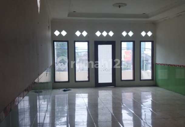 Ruko 2 Lantai Strategis Ramai Cocok untuk Segala Usaha Siap Pakai di Mainroad Cimahi