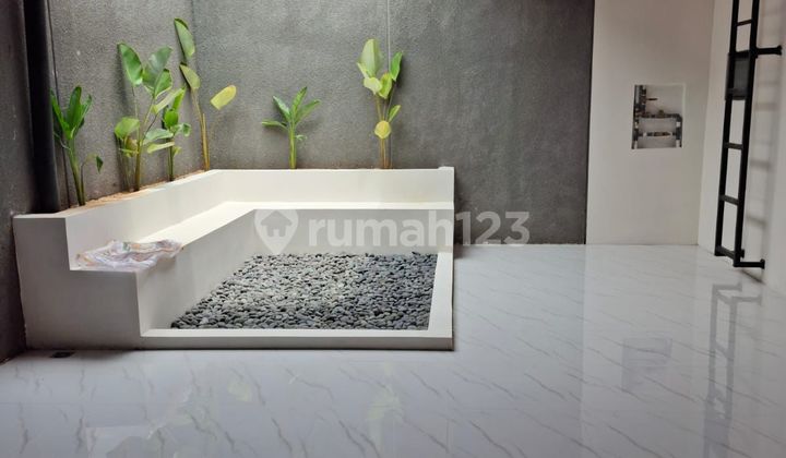 Rumah Minimalis Modern Nyaman Terawat Siap Huni di Kota Baru Parahyangan Kbp Bandung