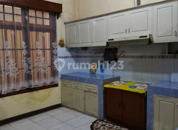 Rumah Keren 2 Lantai Full Furnished Siap Huni di Setraduta Bandung 2