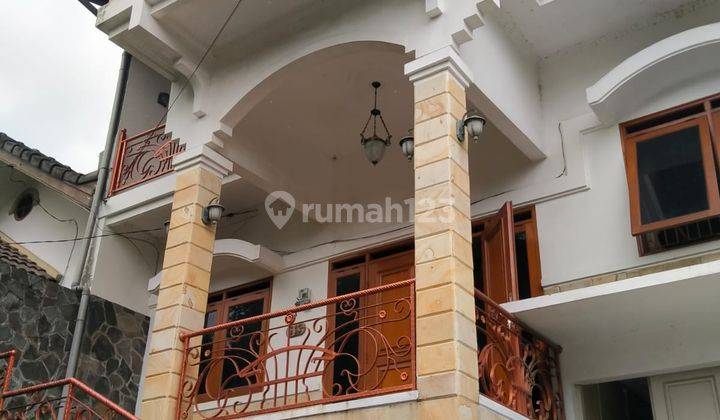 Rumah Cantik 3 Lantai Lingkungan Tenang Sejuk Di Pondok Hijau Bandung 1