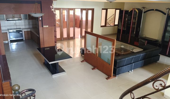 Rumah Mewah Nyaman Modern Semi Furnished Siap Huni di Pasteur Bandung