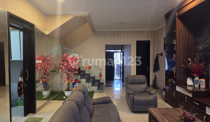 Dijual Rumah Furnish Tki 3 Taman Kopo Indah Bandung Blok Favorite