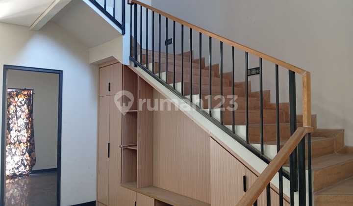 For Sale: New 2-Story House + Plot in Holis Bpkp Complex