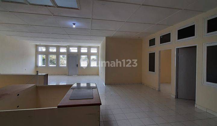 Dijual Rumah Besar 2 Lantai Siap Huni di Komplek Villa Bandung Indah Sayap Jatinangor Bandung 1