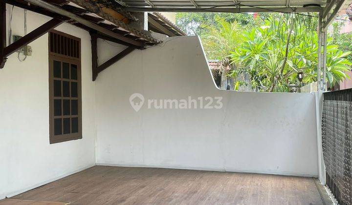 Rumah Bagus Nyaman Terawat Siap Huni di Taman Kedaung Tangerang Selatan 2