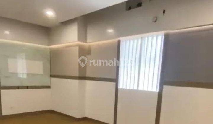 RUMAH LUAS STRATEGIS COCOK UNTUK USAHA SIAP PAKAI DI CIHAPIT BANDUNG 2