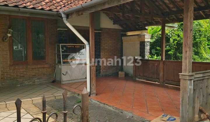 Rumah Luas Nyaman Asri Siap Huni di Sayap Riau Bandung