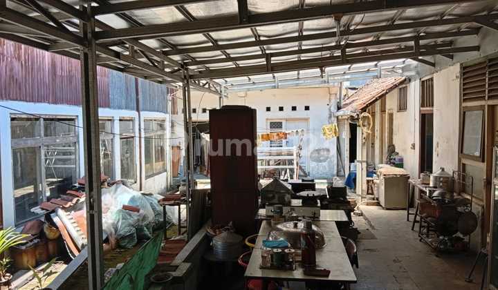 Old House for Sale, Land Included, in Panaitan Sayap Sunda Old House for Sale, Land Included, in Panaitan Sayap Sunda