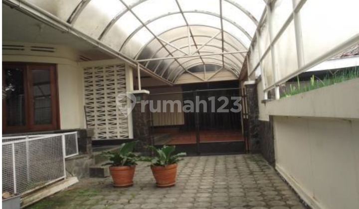 Spacious, Comfortable, Well-Maintained, Ready-to-Occupy House in Cimanuk, Bandung. 2