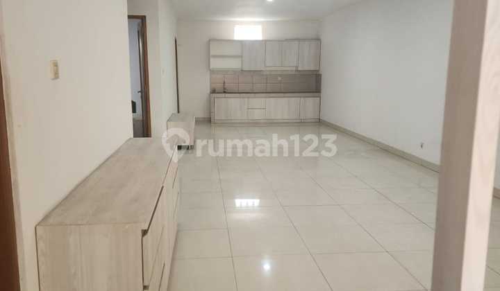 For Sale House on Jalan Kembar Tengah, Bandung City