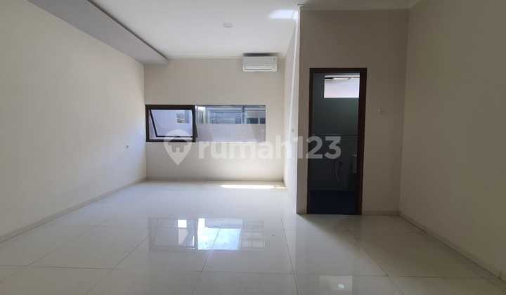 Dijual Rumah di Taman Holis Indah 1 - Thi 1 Rumah Desain Lux Baru 2