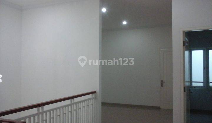 Rumah Impian 2 Lantai ,Harga Menarik, di Jaka Permai Bekasi 2