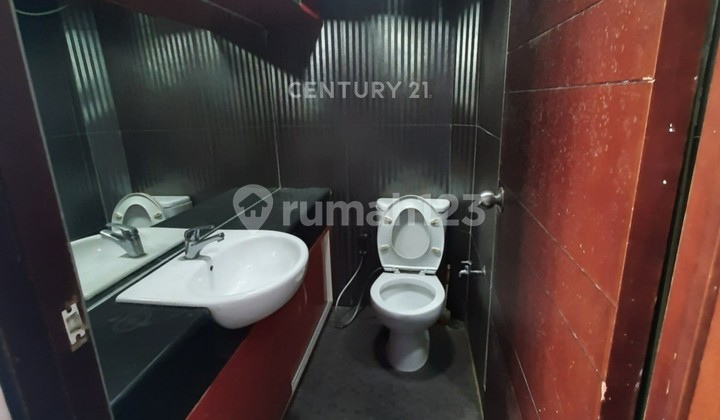 Strategic Fully Furnished Apartment at Best Western Mangga Dua