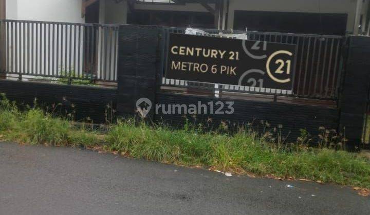 Dijual rumah dalam komplek Elang Milano Jatiwaringin Jakarta Timur  1