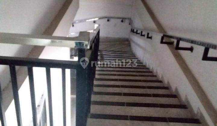 Disewakan Ruang Kantor 2 Lantai Lokasi Pegangsaan Jakarta Utara 2