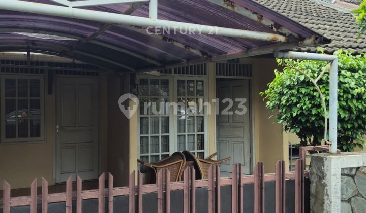 Comfortable and Quiet House Location in Pamulang, South Tangerang