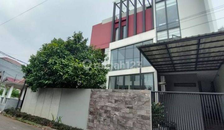 Dijual Rumah 3 Lantai Siap Huni Jl Pulo Nangka . Kayu Putih Jakarta Timur  2