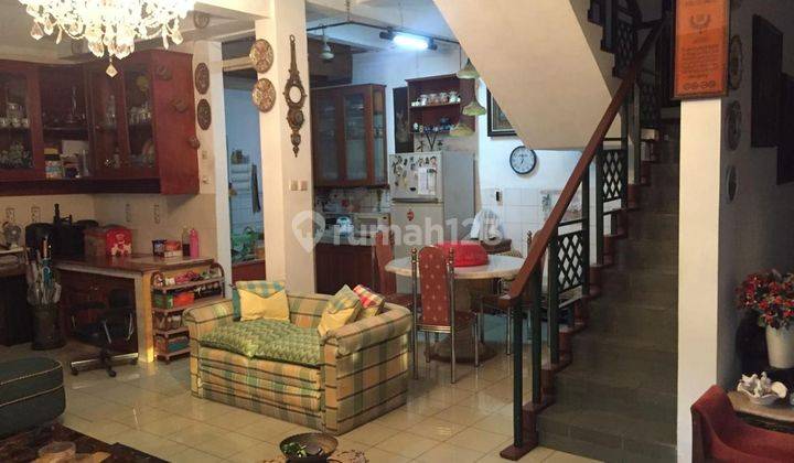 Jual Cepat Siap Huni Rumah 2 Lantai di Pulomas Jakarta Timur  2