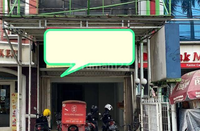 Disewakan Ruko Strategis di Pinggir Jalan Taman Galaxy Bekasi  1