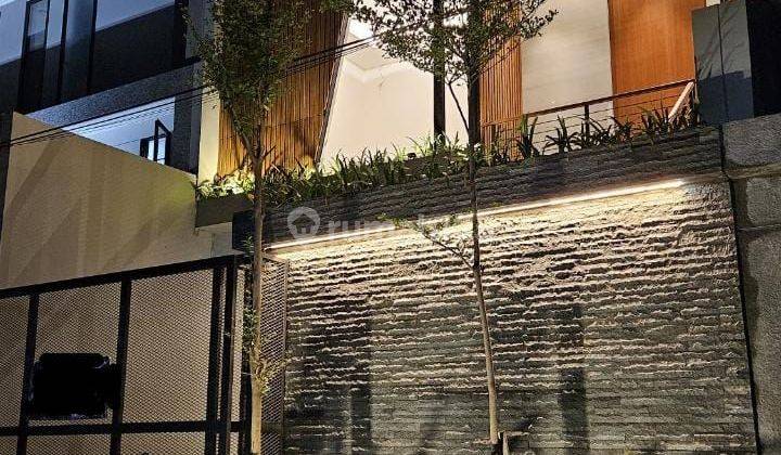 Dijual Rumah Mewah 3 Lantai di Agung Permai Sunter Jakarta Utara  1