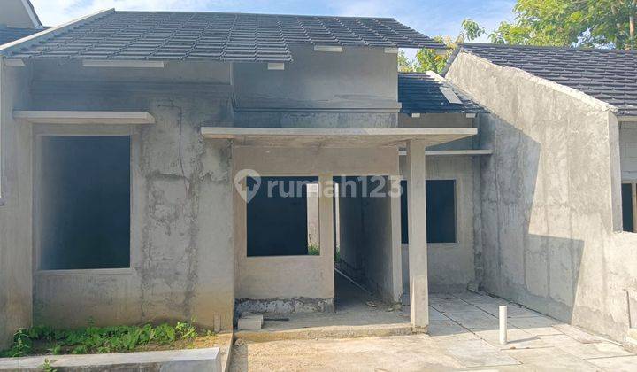 RUMAH MURAH DP RINGAN SIAP HUNI 3 KAMAR TIDUR 2